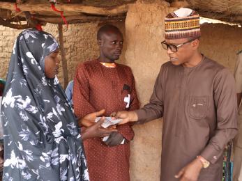 Presentation of agr kits to nigerian participants